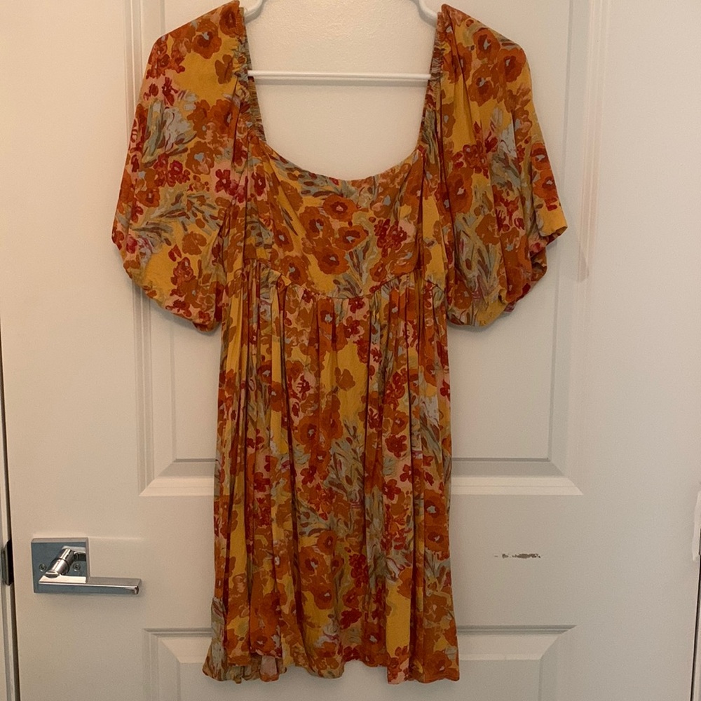 Vestique fall floral mini dress